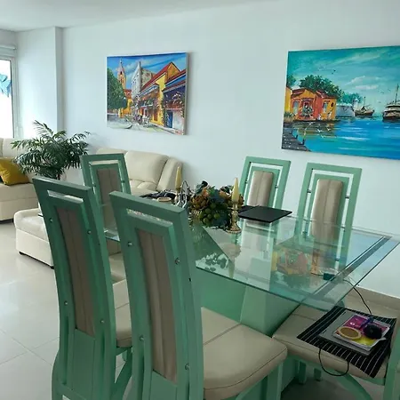 Apartamento La Torre Del Laguito Cartagena